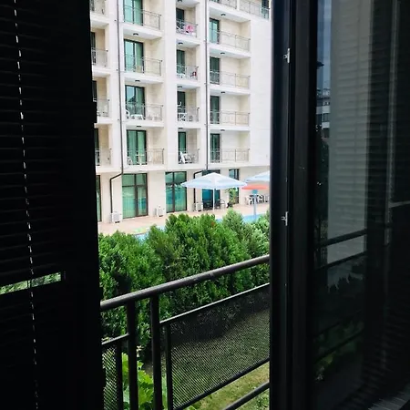 Апартамент Amber Beach